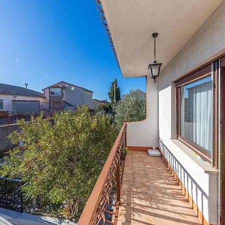 Looking For An In Riviera Kastela