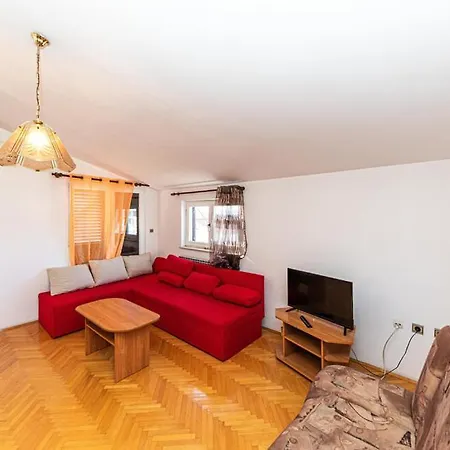 Looking For An In Riviera Kastela