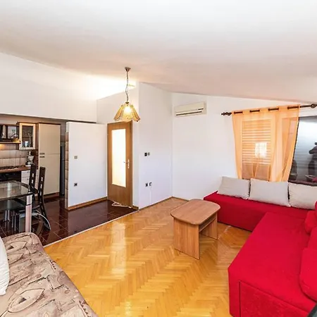 Looking For An In Riviera *