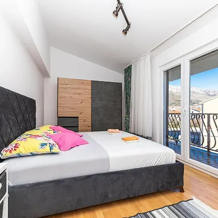 Looking For An In Riviera Apartment Kastela