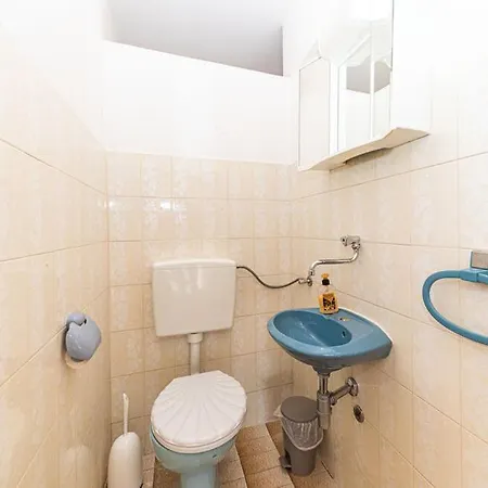 Looking For An In Riviera Apartmán *